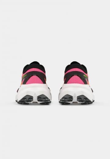 Беговые кроссовки