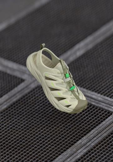 Спортивные сандалии