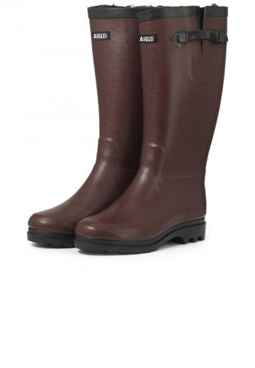 Резиновые сапоги