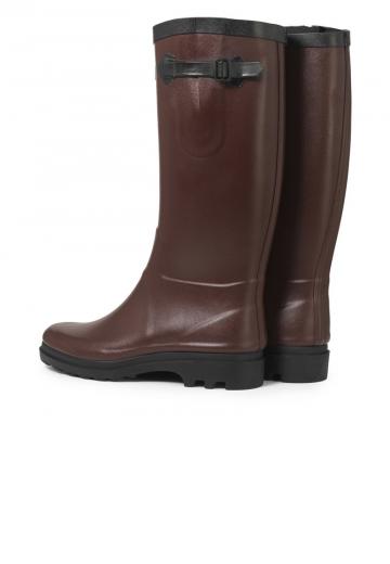 Резиновые сапоги