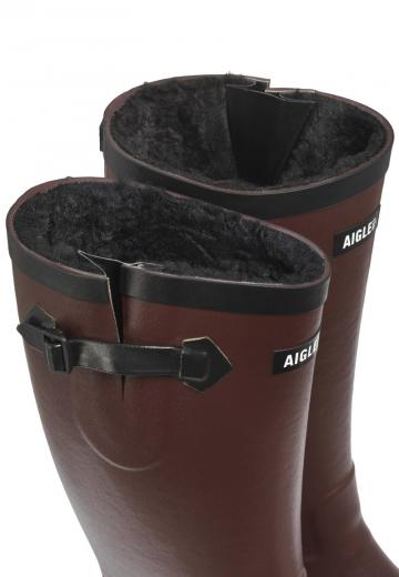 Резиновые сапоги