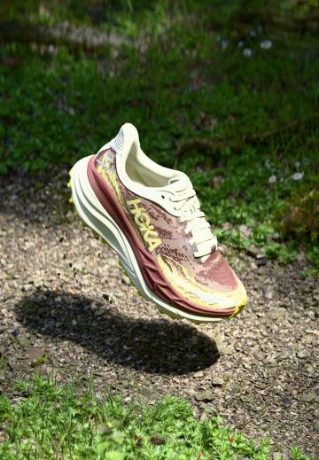 Беговые кроссовки