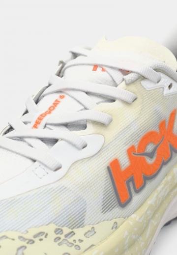 Беговые кроссовки