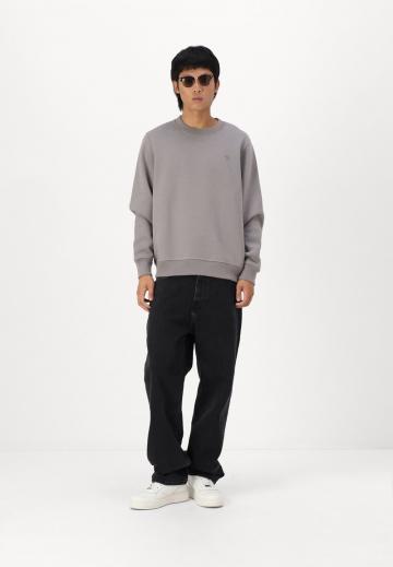 Свободные джинсы