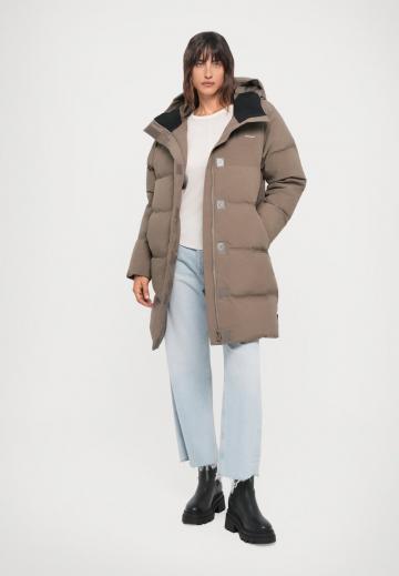 Пуховое пальто