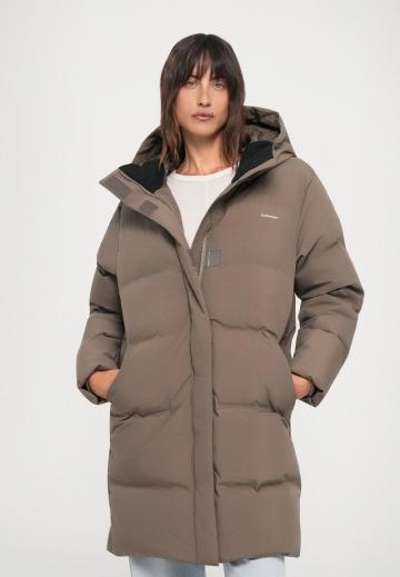 Пуховое пальто