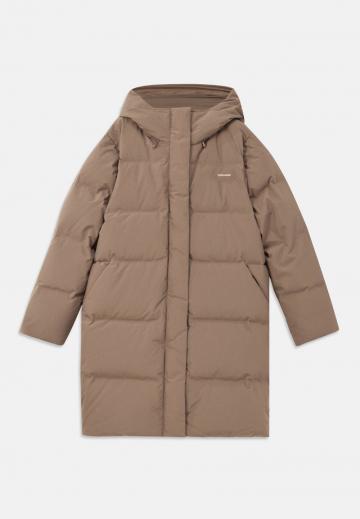 Пуховое пальто