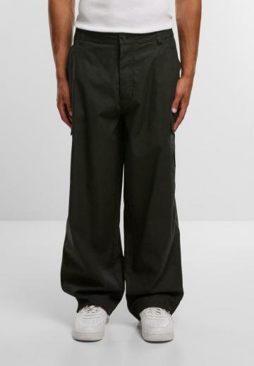 Брюки с накладными карманами