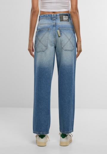 Прямые джинсы