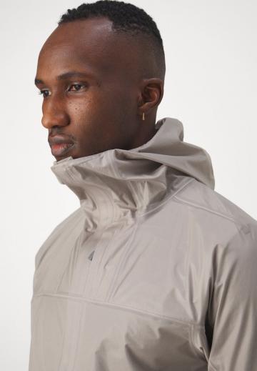 Куртка-дождевик