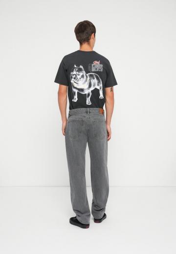 Свободные джинсы