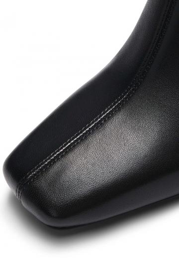 Полусапожки на высоком каблуке