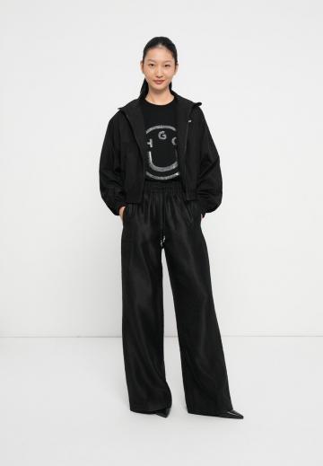 Короткая куртка