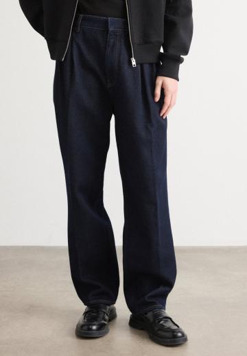 Свободные джинсы