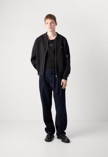 Свободные джинсы