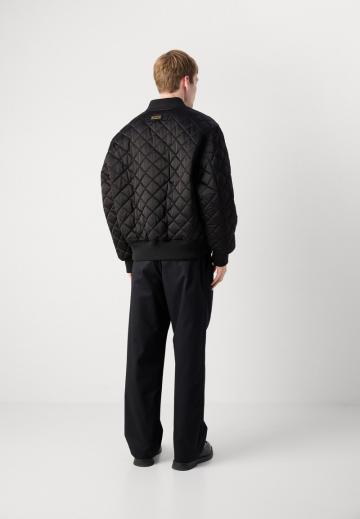 Куртка бомбер