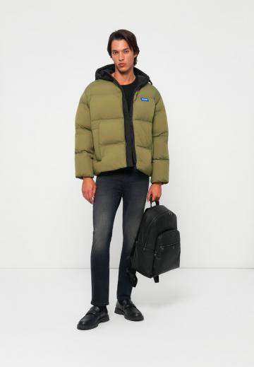 Зимняя куртка