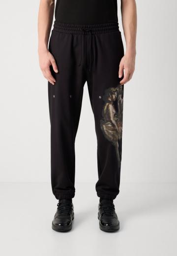Спортивные штаны