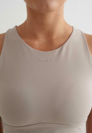 Спортивный бюстгальтер