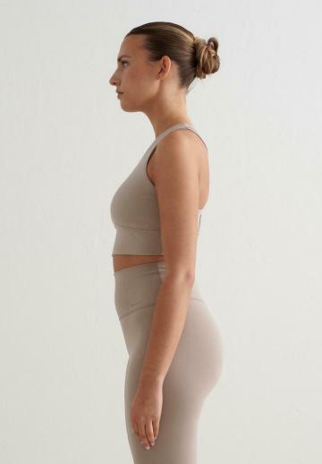 Спортивный бюстгальтер