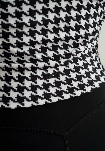 Спортивный бюстгальтер