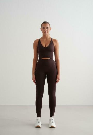 Спортивный бюстгальтер