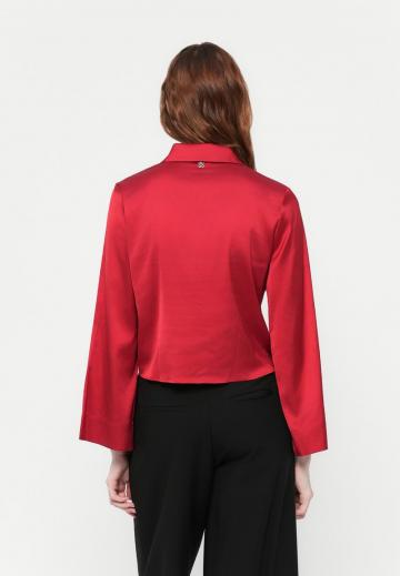 Атласная блузка