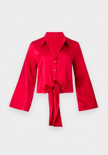 Атласная блузка