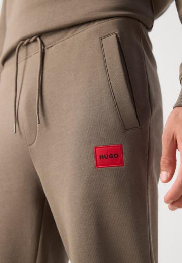 Спортивные штаны