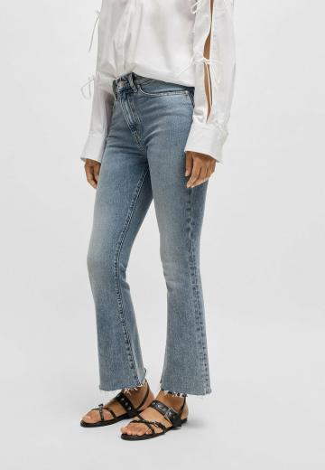 Клешеные брюки