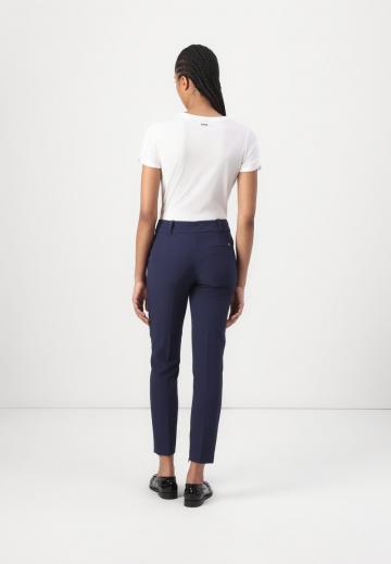 Узкие брюки