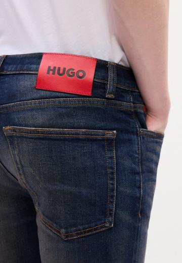 Узкие джинсы