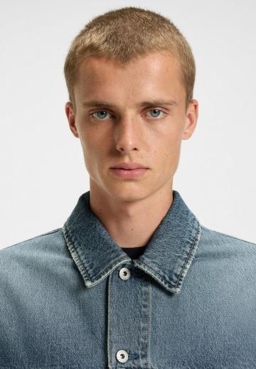 Джинсовая куртка