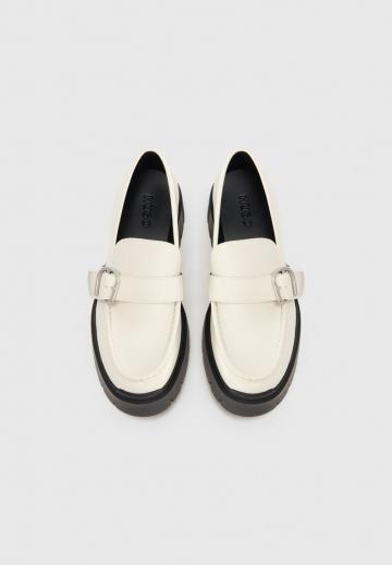 Полуботинки