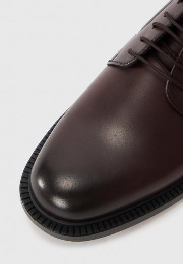 Ботинки на шнуровке