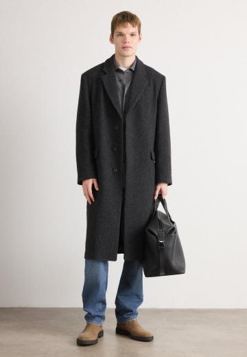 Шерстяное пальто