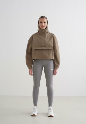 Короткая куртка