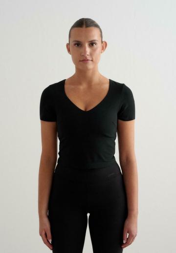 Спортивная майка