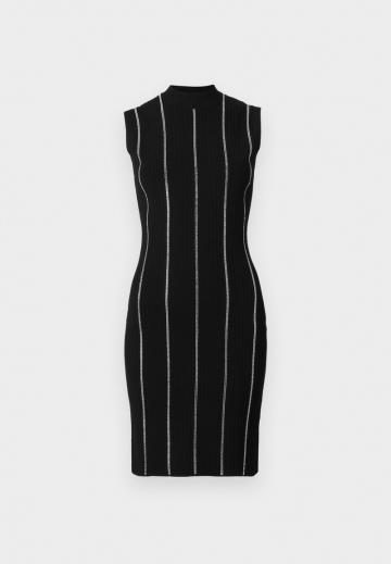 Пляжное платье