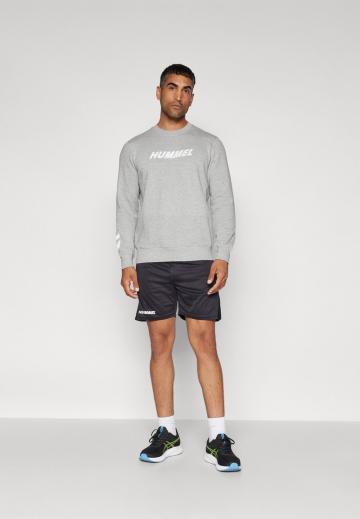 Спортивная кофта