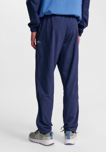 Спортивные штаны