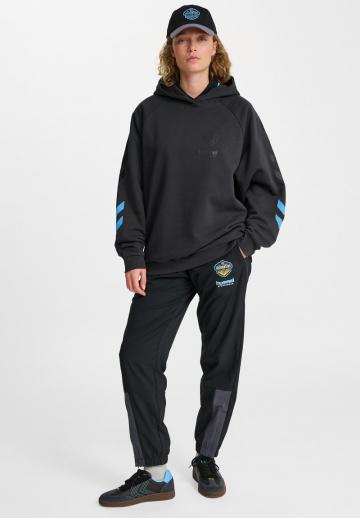 Пуловер с капюшоном