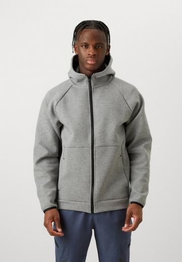 Спортивная толстовка