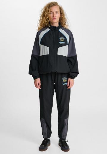 Спортивная куртка