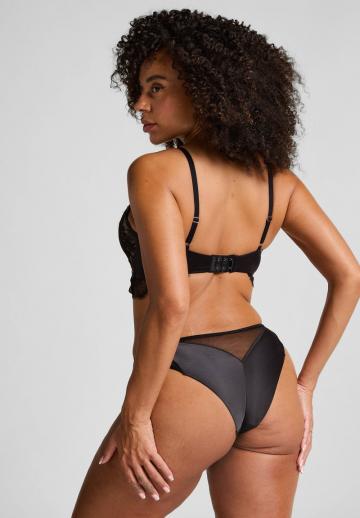 Бюстгальтер на косточках