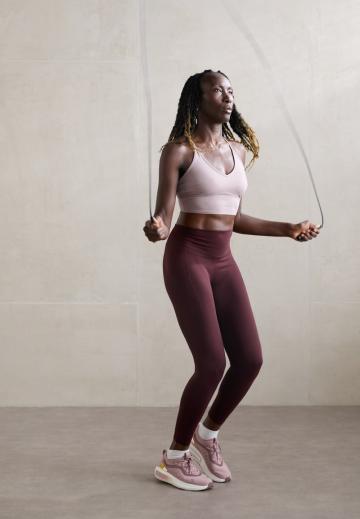 Спортивный бюстгальтер