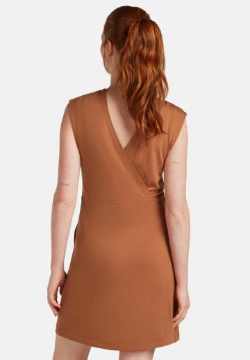 Спортивное платье