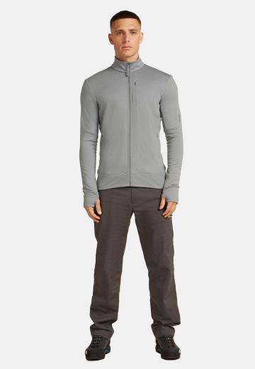 Спортивная кофта