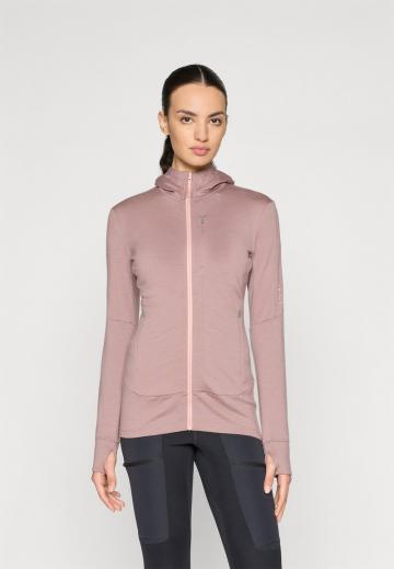 Спортивная толстовка