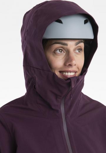 Спортивная куртка